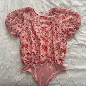 Pink Lily Floral Puff Sleeve Bodysuit